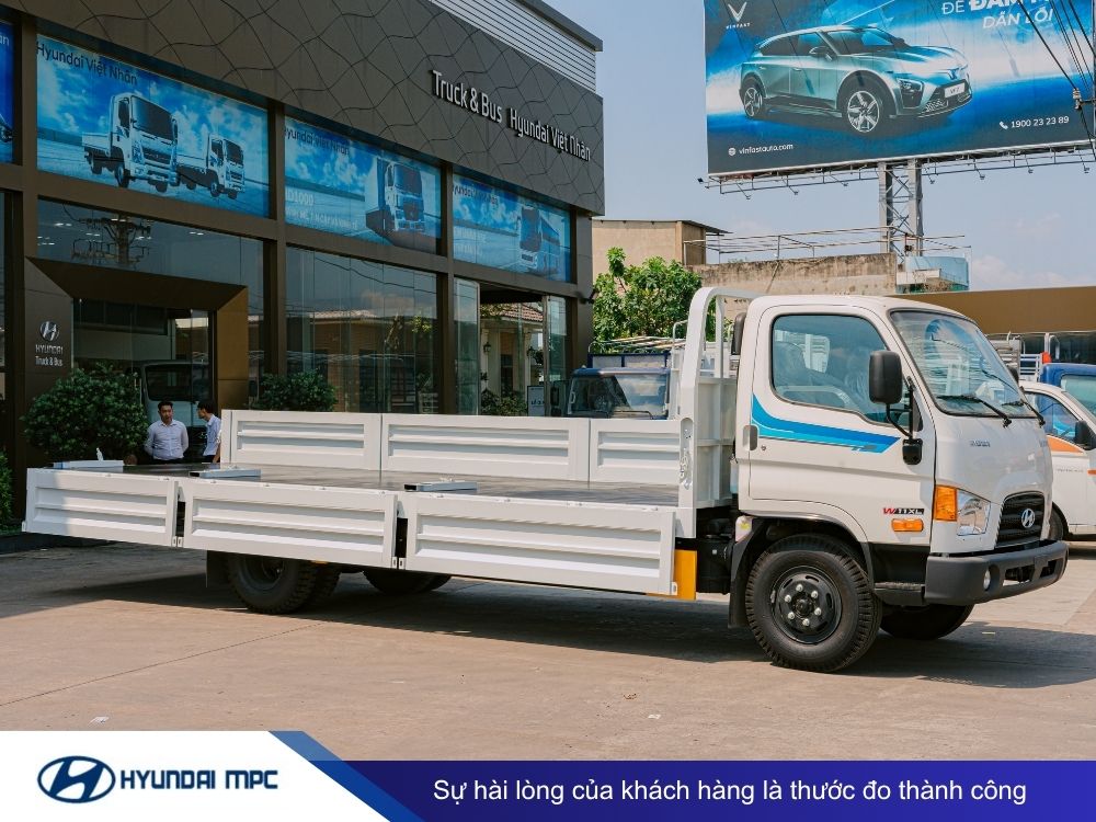 Xe tải Hyundai Mighty W11XL thùng lửng 7T thùng dài 6.3m